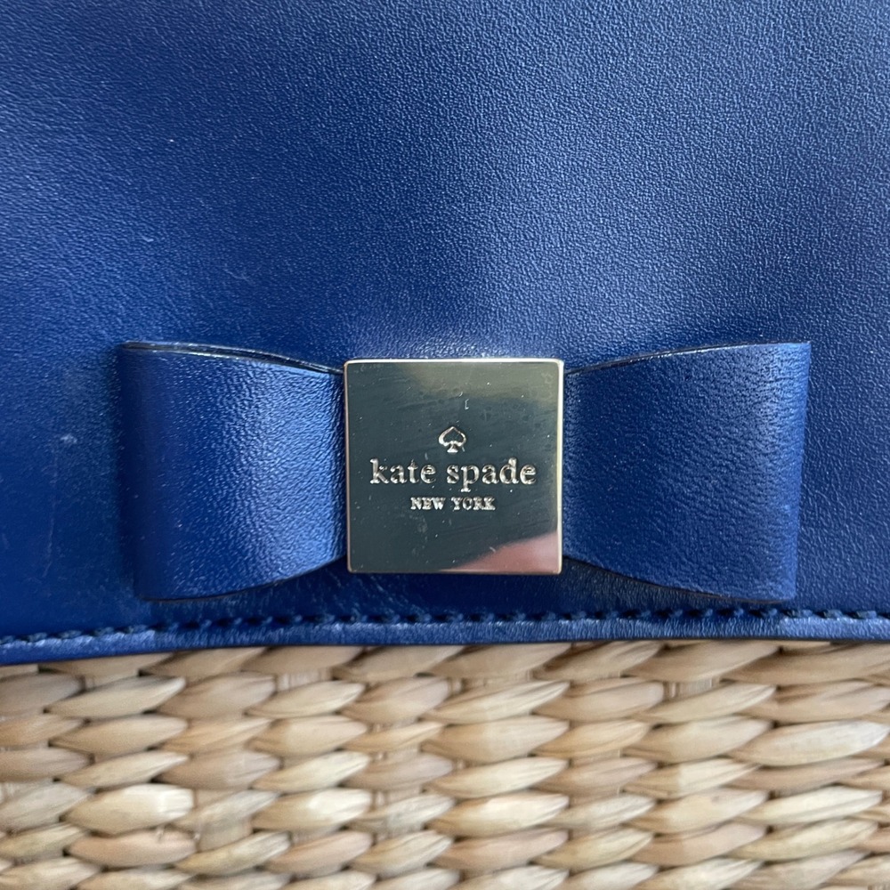KATE SPADE NEW YORK VIA LIMONI CLARA CROSSBODY IN STRAW AND NAVY BLUE LEATHER - Picture 6 of 16